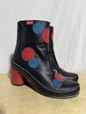 Clamp retro leather with leather dots red heeled boot Size 36